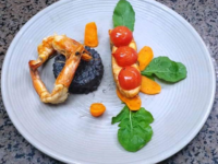 Nero risotto with salmon and shrimp (200 gr)
